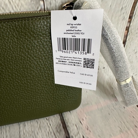 Kate Spade enchanted pebbled leather Leila wristlet - Picture 5 of 9